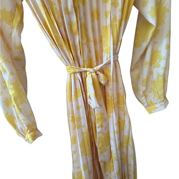 Chic Yellow Floral Long Sleeve Dress - Picture 5 of 7